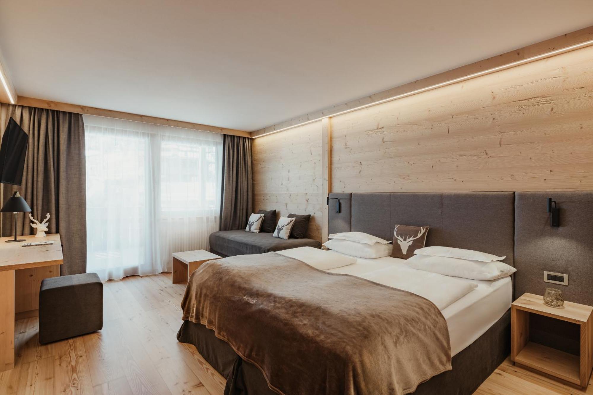 Hotel Antines Ла Вилла Экстерьер фото
