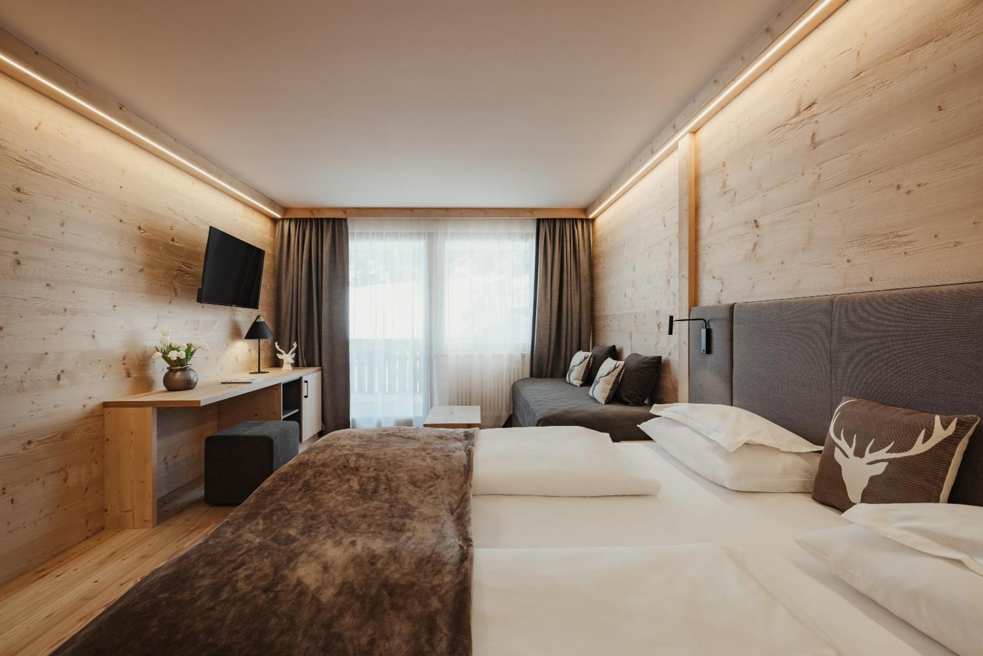 Hotel Antines Ла Вилла Экстерьер фото